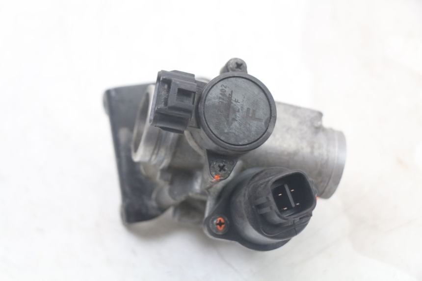 photo de INJECTION YAMAHA XMAX X-MAX 125 (2006 - 2009) - Surface and material condition