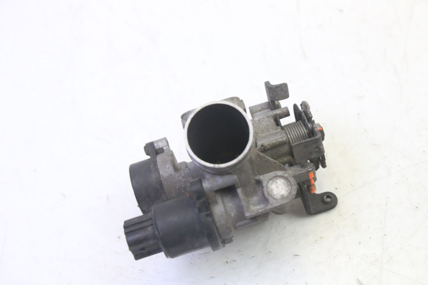 photo de INJECTION YAMAHA X-MAX XMAX 125 (2010 - 2013) - Alternative perspective