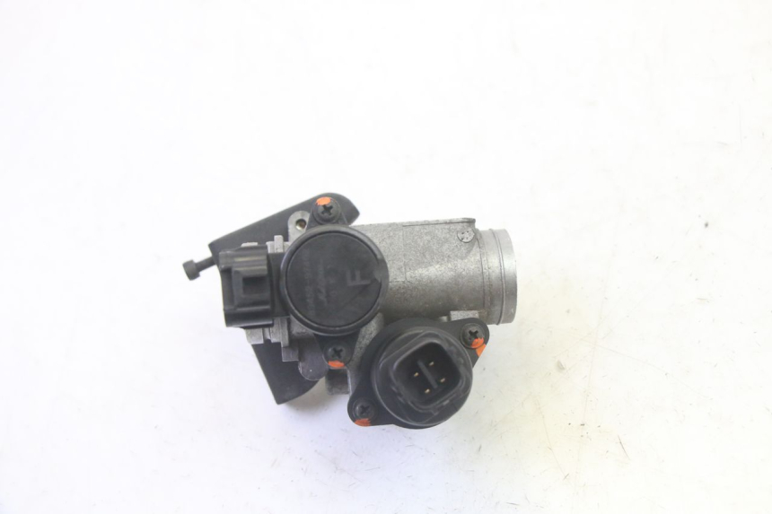 photo de INJECTION YAMAHA X-MAX XMAX 125 (2010 - 2013) - Surface and material condition