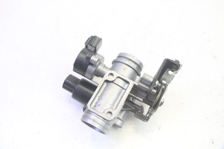 photo de INJECTION YAMAHA XMAX X-MAX 125 (2006 - 2009) - Alternative perspective