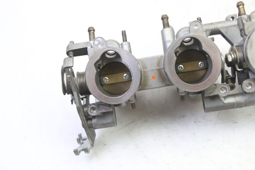 photo de INJECTION THROTTLE BODIES YAMAHA XJ6 ABS 600 (2008 - 2016) - Component detail