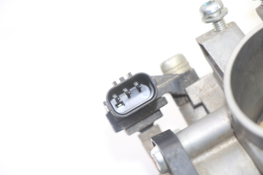 photo de INJECTION THROTTLE BODIES YAMAHA YZ-F YZF 250 (2014 - 2018) - Component detail