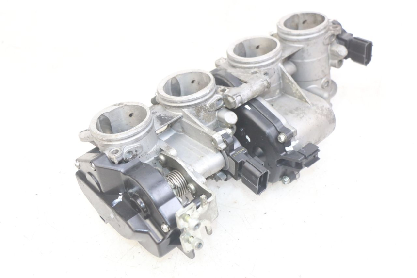 photo de INJECTION YAMAHA YZF R1 1000 (2007 - 2008) - Focus on structure