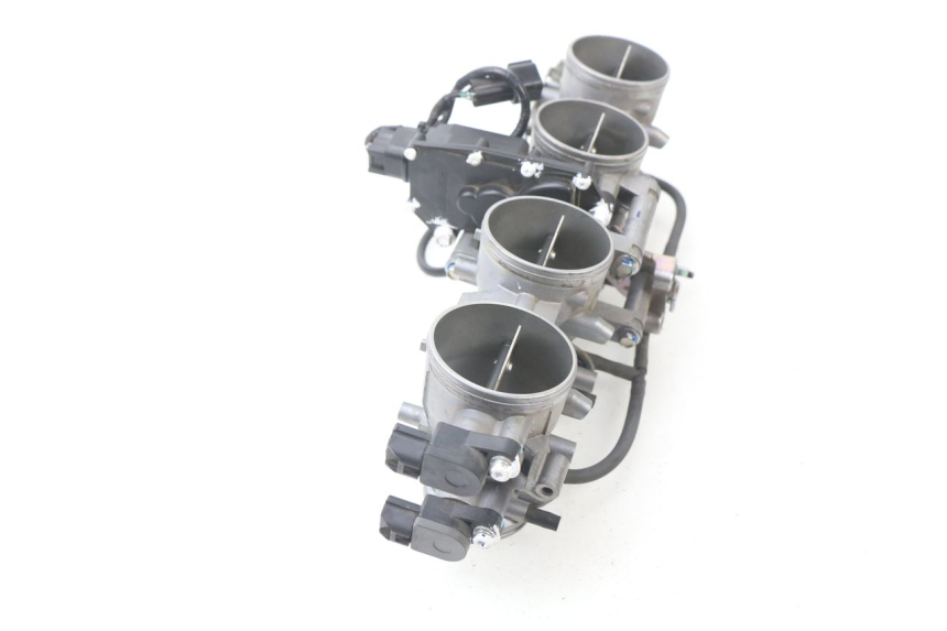 photo de INJECTION THROTTLE BODIES KAWASAKI Z ABS 750 (2007 - 2013) - Zoom on usage condition