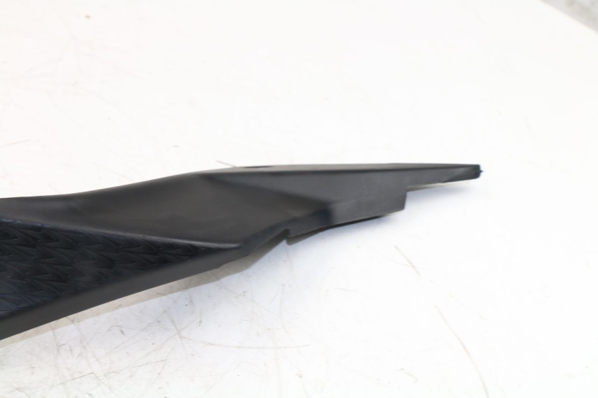 photo de RIGHT INNER FRONT FAIRING KAWASAKI NINJA 300 (2012 - 2017) - Product overview