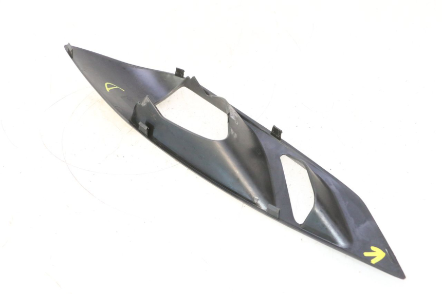 photo de RIGHT INNER FRONT FAIRING CAN-AM SPYDER RS 1000 (2008 - 2012) - Zoom on usage condition