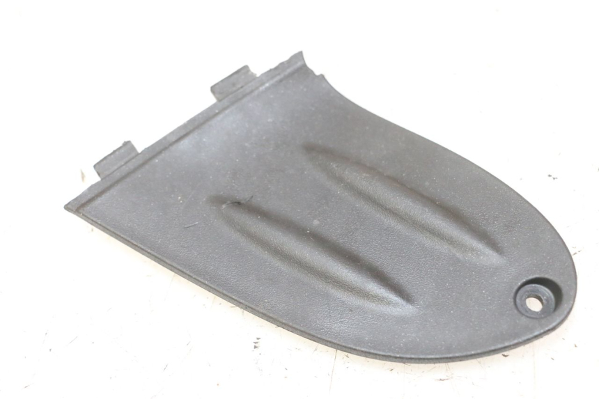 photo de RIGHT INNER FRONT FAIRING APRILIA SR R 2T LC 50 (2018 - 2021) - Component detail