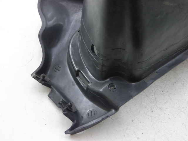 photo de RIGHT INNER FRONT FAIRING TRIUMPH TROPHY 1200 (1996 - 2003) - Product overview