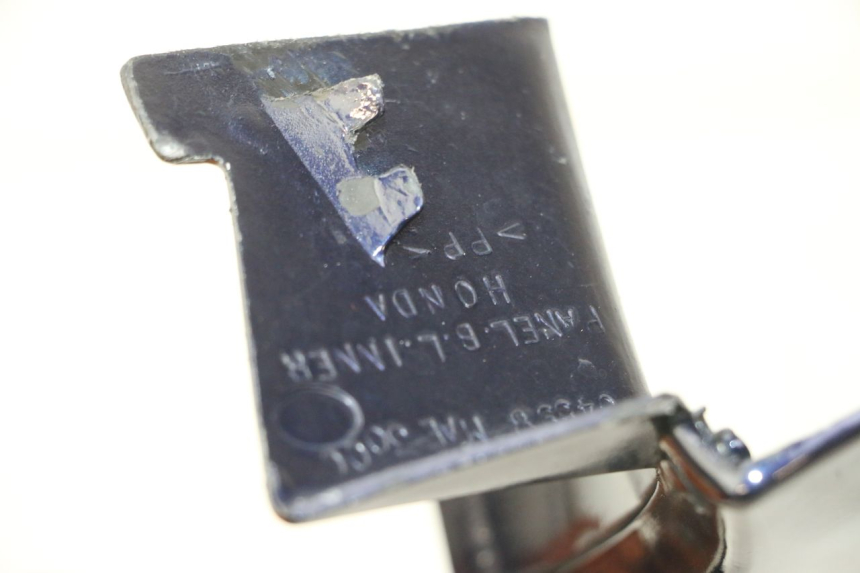 photo de LEFT INNER FRONT FAIRING HONDA CBR RR FIREBLADE 900 (1992 - 1994) - Alternative perspective