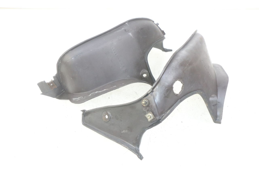 photo de FORK HEAD INTERIOR SUZUKI GSX-F GSX  F 1100 (1988 - 1994) - Zoom on usage condition