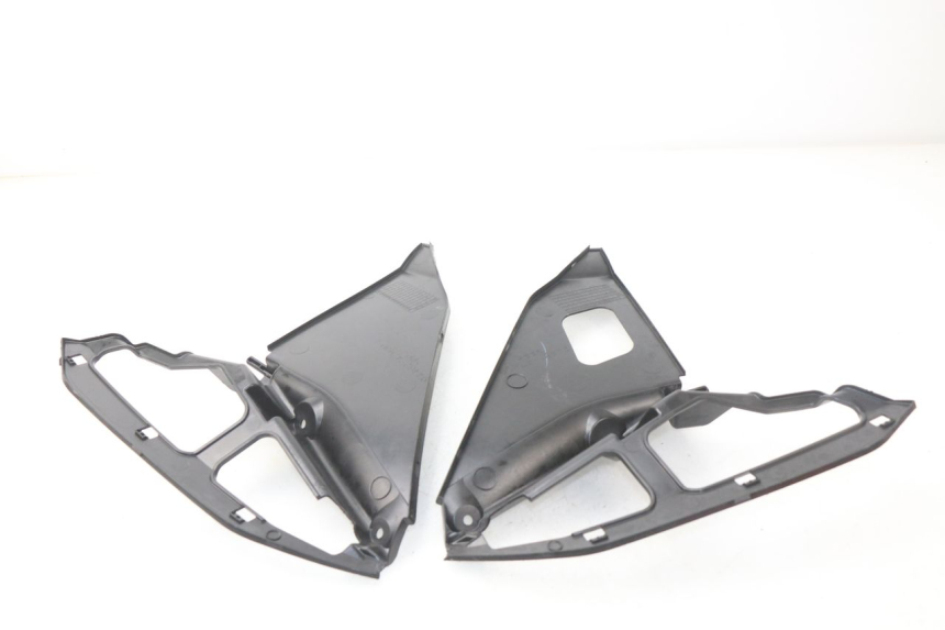 photo de INNER FRONT FAIRING SUZUKI GSX-R GSXR K16 1000 (2012 - 2016) - Component detail