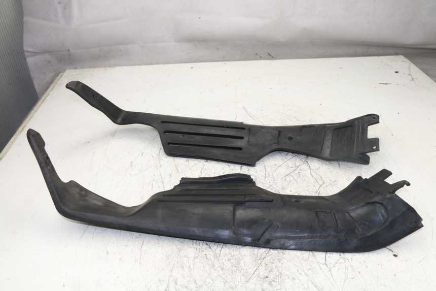 photo de INNER FRONT FAIRING BMW K 75 RT ABS 750 (1989 - 1997) - Product overview