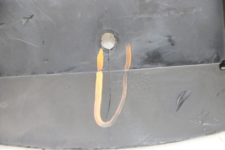 photo de FORK HEAD INTERIOR KAWASAKI ZR7 ZR-7 S 750 (1999 - 2004) - Fixing points details