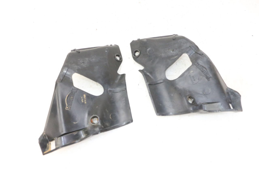 photo de INNER FRONT FAIRING TRIUMPH SPRINT 900 (1995 - 1998) - Product overview