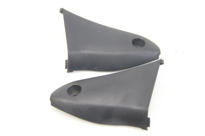 photo de INNER FRONT FAIRING SUZUKI SV S 650 (1999 - 2002) - Component detail