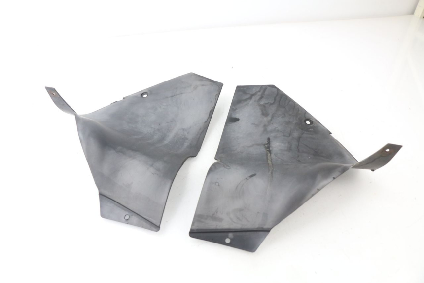 photo de INNER FRONT FAIRING HONDA XLV TRANSALP 650 (2005 - 2007) - Alternative perspective