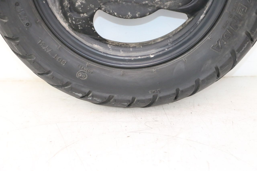 photo de REAR RIM AND TIRE KYMCO AGILITY 4T 10" 50 (2005 - 2018) - Component zoom