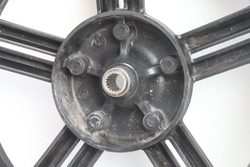 photo de REAR RIM AND TIRE KYMCO AGILITY CITY 16P 125 (2015 - 2024) - Supplementary product photo