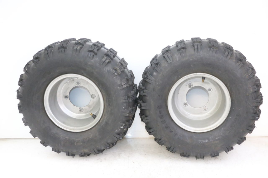 photo de REAR RIM AND TIRE ANGELL ENFANT 1 - Main view