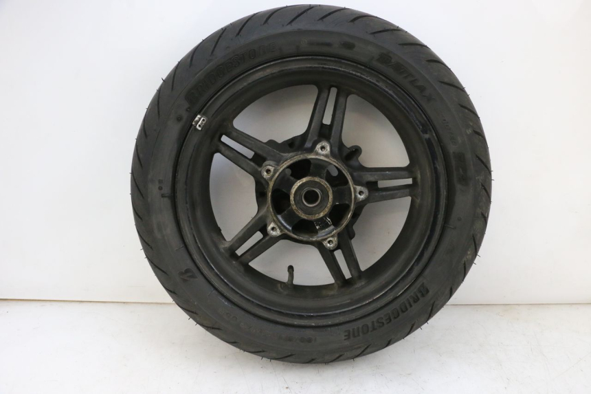 photo de REAR RIM AND TIRE SUZUKI BURGMAN 650 (2013 - 2020) - Additional view of the item