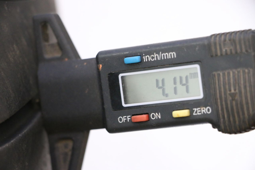 photo de REAR RIM AND TIRE HONDA CB F HORNET 600 (2005 - 2006) - Zoom on usage condition
