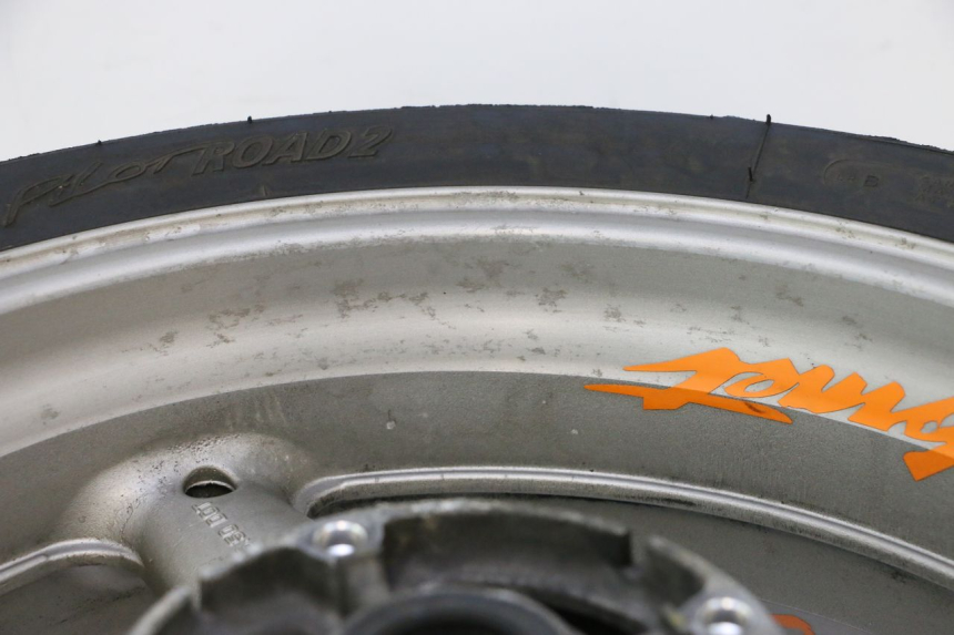 photo de REAR RIM AND TIRE HONDA CB F HORNET 600 (2005 - 2006) - Markings and original references
