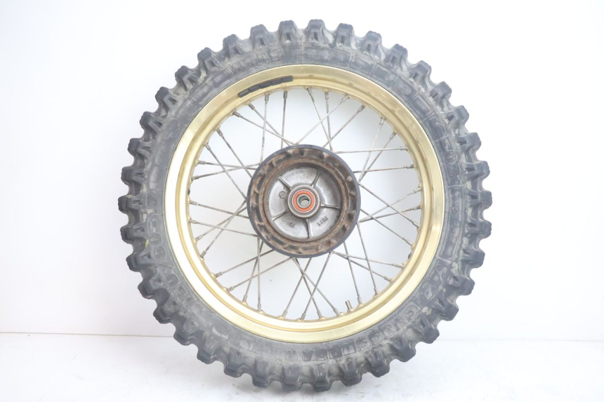 photo de REAR RIM AND TIRE SUZUKI DR S 600 (1985 - 1989) - Distinctive features