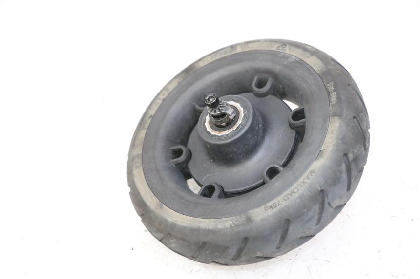 photo de REAR RIM AND TIRE SEGWAY NINEBOT E2 1 - Alternative perspective