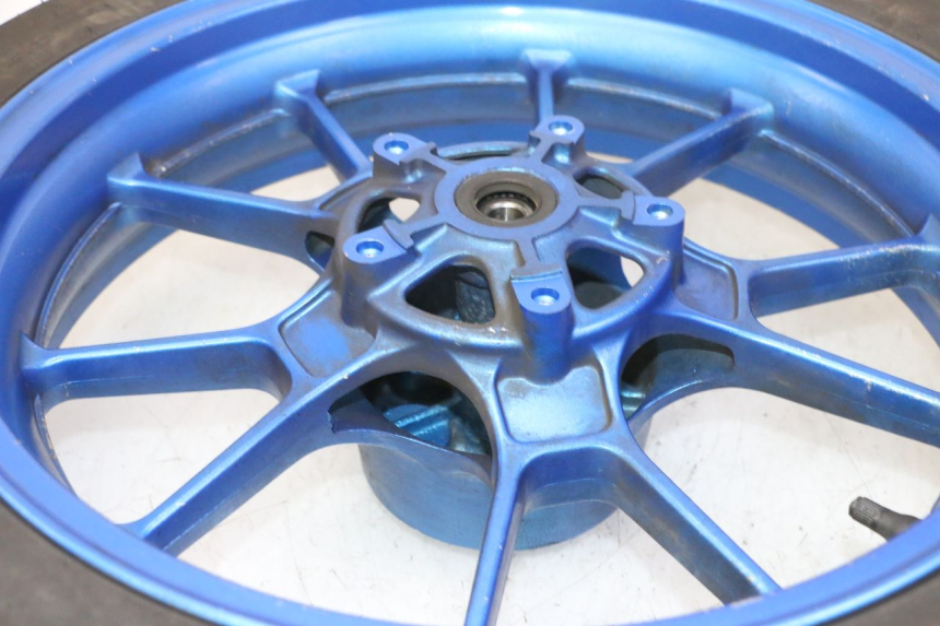 photo de REAR RIM AND TIRE STAHO FH 50 (2018 - 2019) - Fixing points details