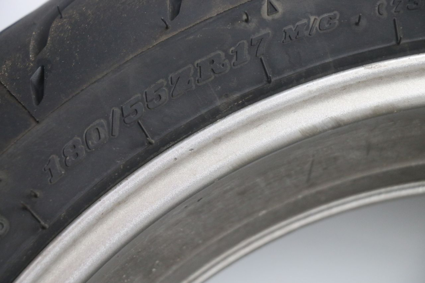 photo de REAR RIM AND TIRE YAMAHA FJR 1300 (2001 - 2005) - Markings and original references