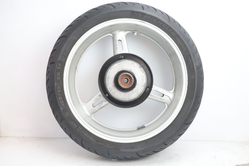 photo de REAR RIM AND TIRE YAMAHA FJR 1300 (2001 - 2005) - Main view