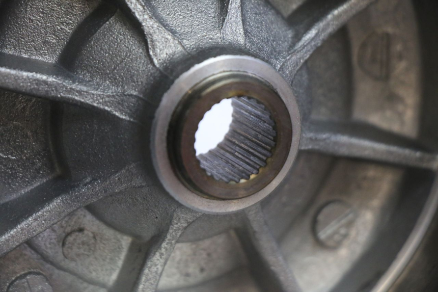 photo de REAR RIM AND TIRE PIAGGIO FLY 2T 50 (2004 - 2017) - Distinctive features