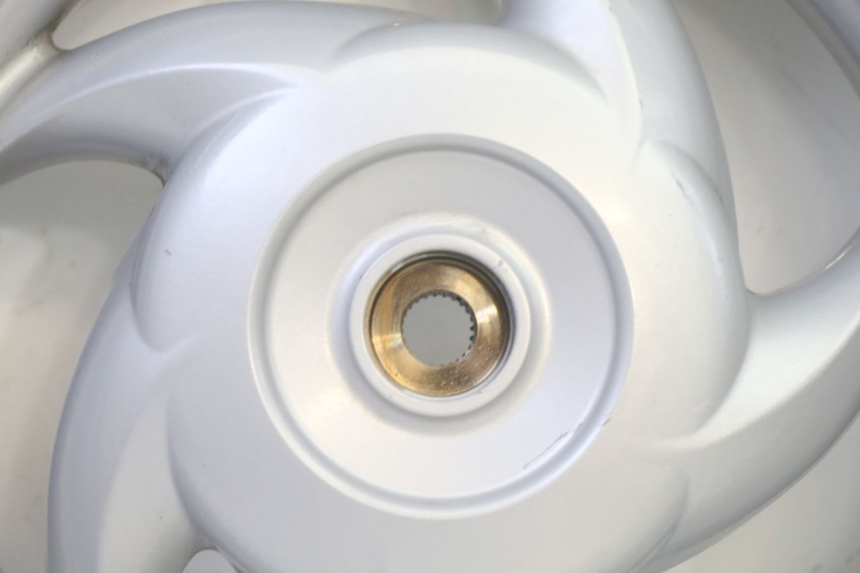 photo de REAR RIM AND TIRE PIAGGIO FLY 2T 50 (2004 - 2017) - Technical close-up