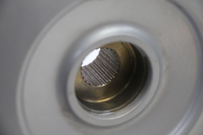 photo de REAR RIM AND TIRE PIAGGIO FLY 2T 50 (2004 - 2017) - Product overview