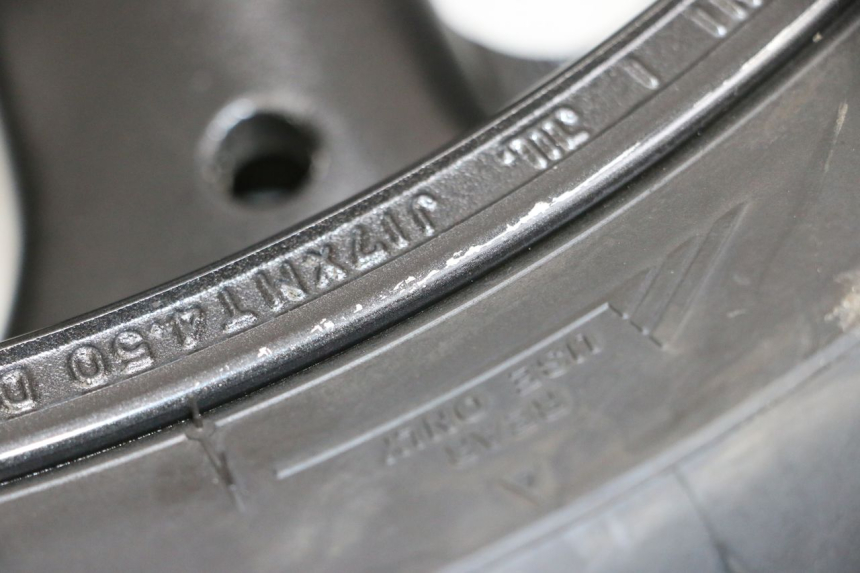 photo de REAR RIM AND TIRE SUZUKI GSF N BANDIT 600 (1996 - 1999) - Alternative perspective