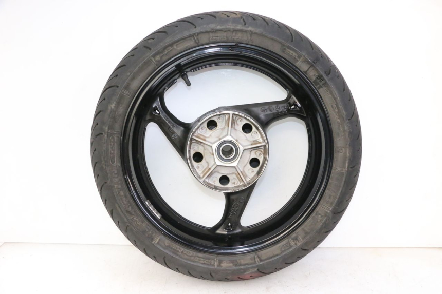 photo de REAR RIM AND TIRE SUZUKI GSR 750 (2011 - 2017) - Main view