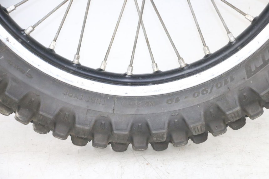 photo de REAR RIM AND TIRE KAWASAKI KXF KX-F 250 (2017 - 2019) - Zoom on usage condition