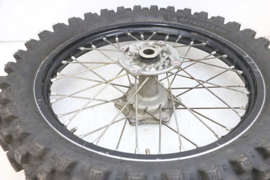 photo de REAR RIM AND TIRE KAWASAKI KXF KX-F 250 (2017 - 2019) - Alternative perspective