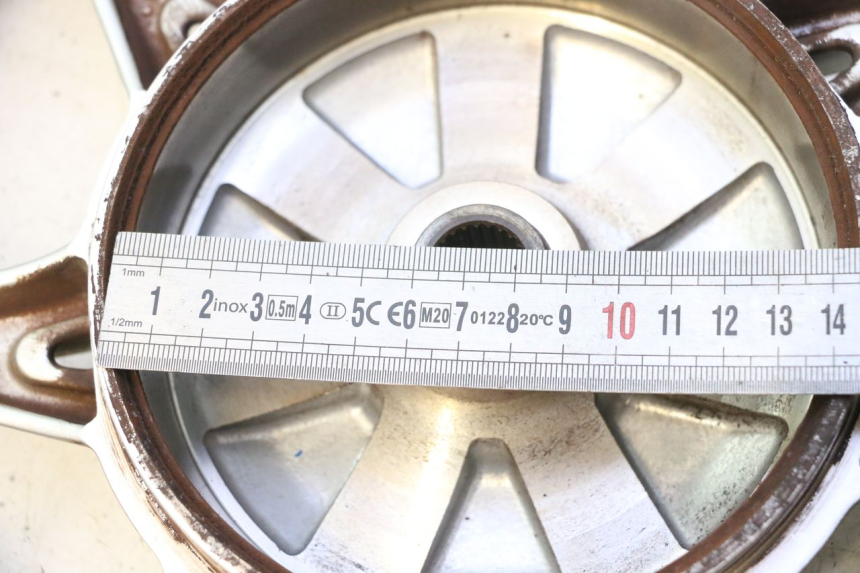 photo de REAR RIM AND TIRE PIAGGIO LIBERTY IGET S 125 (2016 - 2020) - Component detail