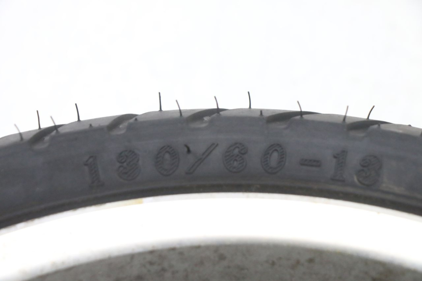 photo de REAR RIM AND TIRE LONGJIA SHARPY 125 (2020 - 2024) - Component zoom