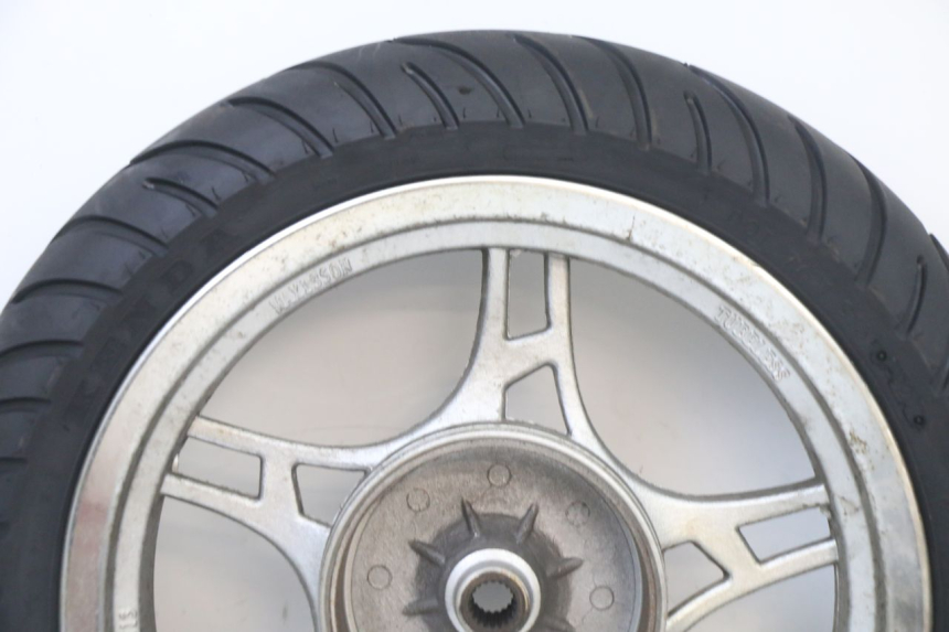 photo de REAR RIM AND TIRE LONGJIA SHARPY 125 (2020 - 2024) - Surface and material condition