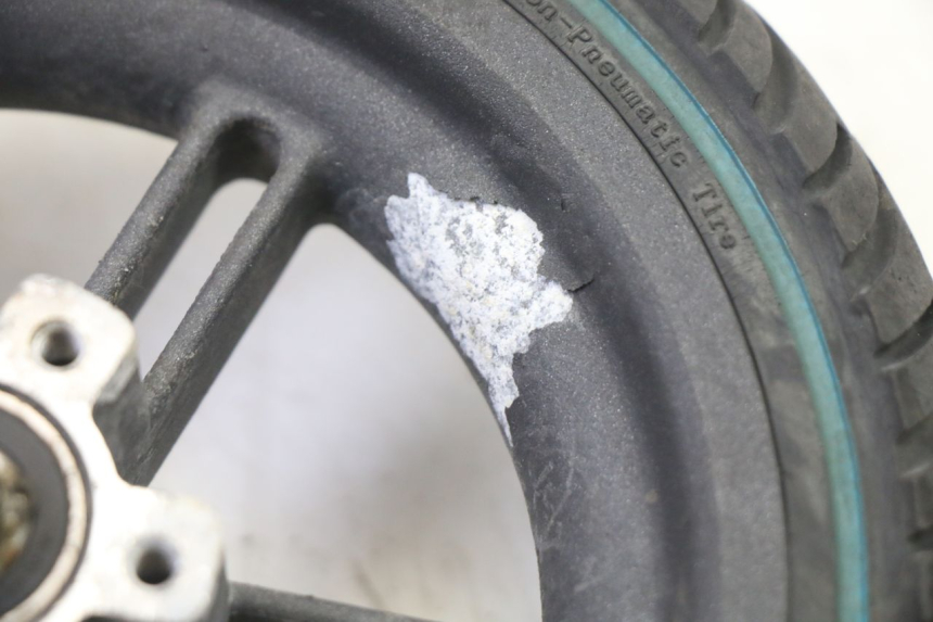 photo de REAR RIM AND TIRE XIAOMI MI PRO 2 1 - Technical close-up