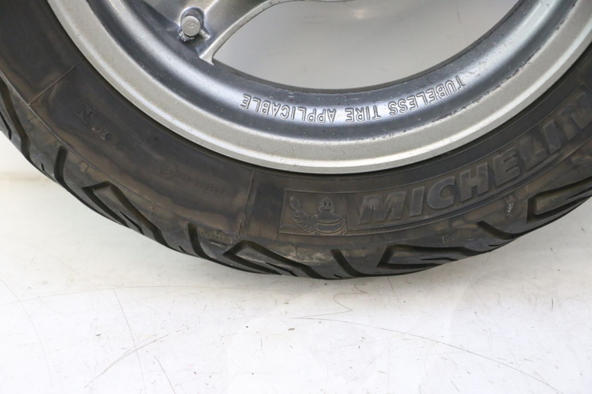 photo de REAR RIM AND TIRE KYMCO MOVIE S 125 (2009 - 2018) - Distinctive features