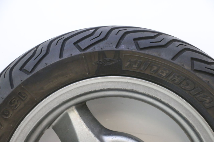 photo de REAR RIM AND TIRE KYMCO MOVIE S 125 (2009 - 2018) - Focus on structure