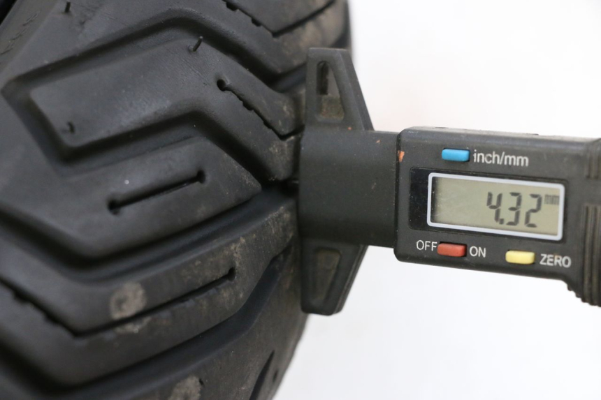 photo de REAR RIM AND TIRE PIAGGIO MP3 HPE 300 (2019 - 2026) - Component detail