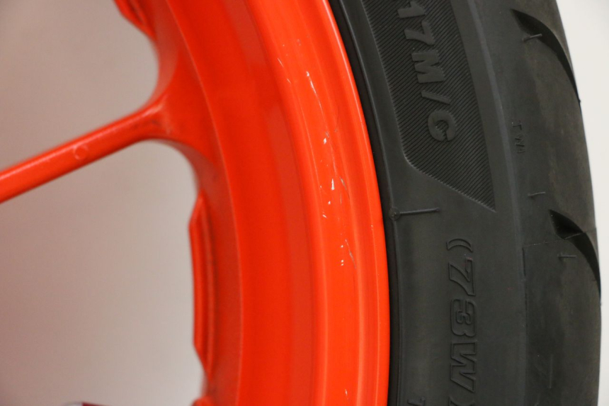 photo de REAR RIM AND TIRE YAMAHA MT-07 MT07 ABS 700 (2018 - 2020) - Focus on structure