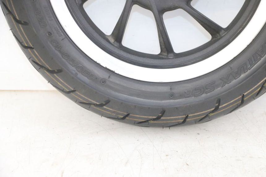 photo de REAR RIM AND TIRE KYMCO LIKE 4T 50 (2019 - 2025) - Supplementary product photo