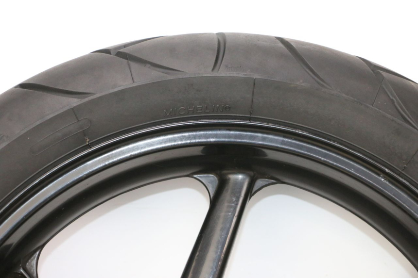 photo de REAR RIM AND TIRE HONDA NSR R 125 (1994 - 2003) - Distinctive features