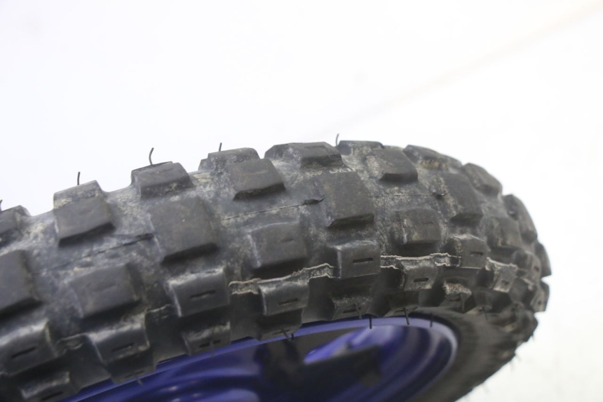 photo de REAR RIM AND TIRE YAMAHA PW 50 (1984 - 2025) - Component zoom