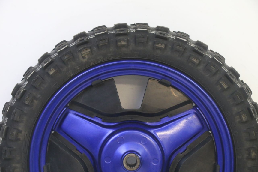 photo de REAR RIM AND TIRE YAMAHA PW 50 (1984 - 2025) - Zoom on usage condition